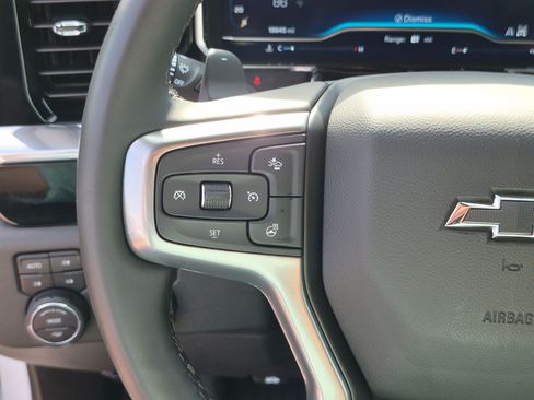 Used 2025 Chevrolet Silverado 1500 LT Trail Boss w/ Convenience Package II AWD/4WD image 17