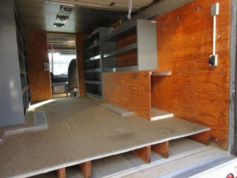 Used 2011 Ford E-350 and Econoline 350 Super Duty w/ Air Conditioning Prep Pkg RWD image 14