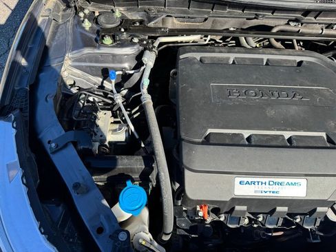 Used 2017 Honda Accord EX-L image 37