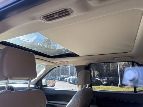 Used 2019 Ford Expedition Max Limited w/ Special Edition Package image 10