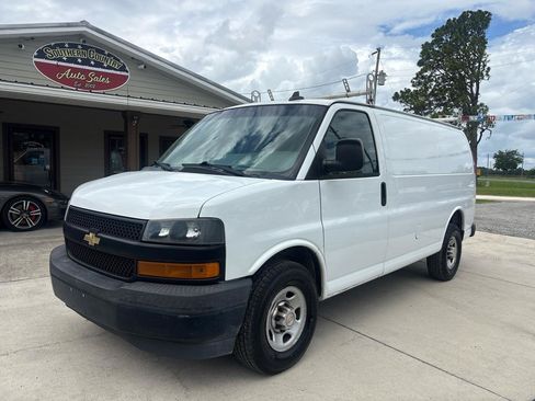 Used 2020 Chevrolet Express 2500 w/ Driver Convenience Package RWD image 1