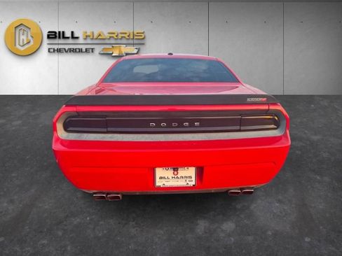 Used 2009 Dodge Challenger SRT8 w/ SRT Option Group II image 5