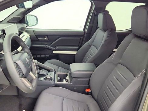 Used 2024 Toyota Tacoma TRD Off-Road w/ TRD Off Road Upgrade Package image 19