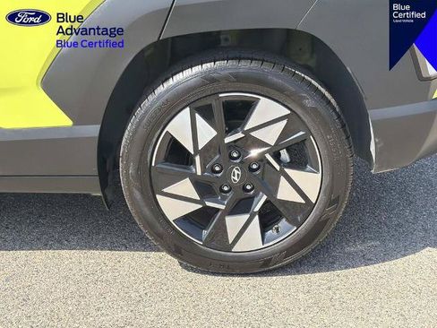 Used 2024 Hyundai Kona SEL FWD image 8