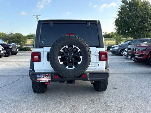 Used 2025 Jeep Wrangler Unlimited Rubicon AWD/4WD image 4