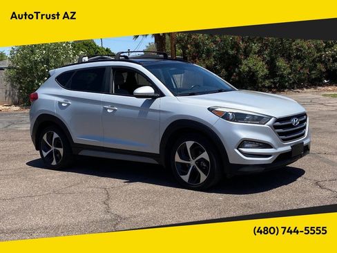 Used 2018 Hyundai Tucson Value AWD/4WD image 1