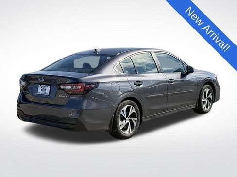 Used 2025 Subaru Legacy Premium AWD/4WD image 7