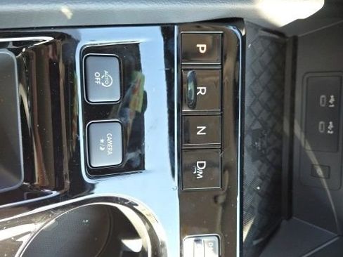 Certified 2025 Nissan Murano SV image 20