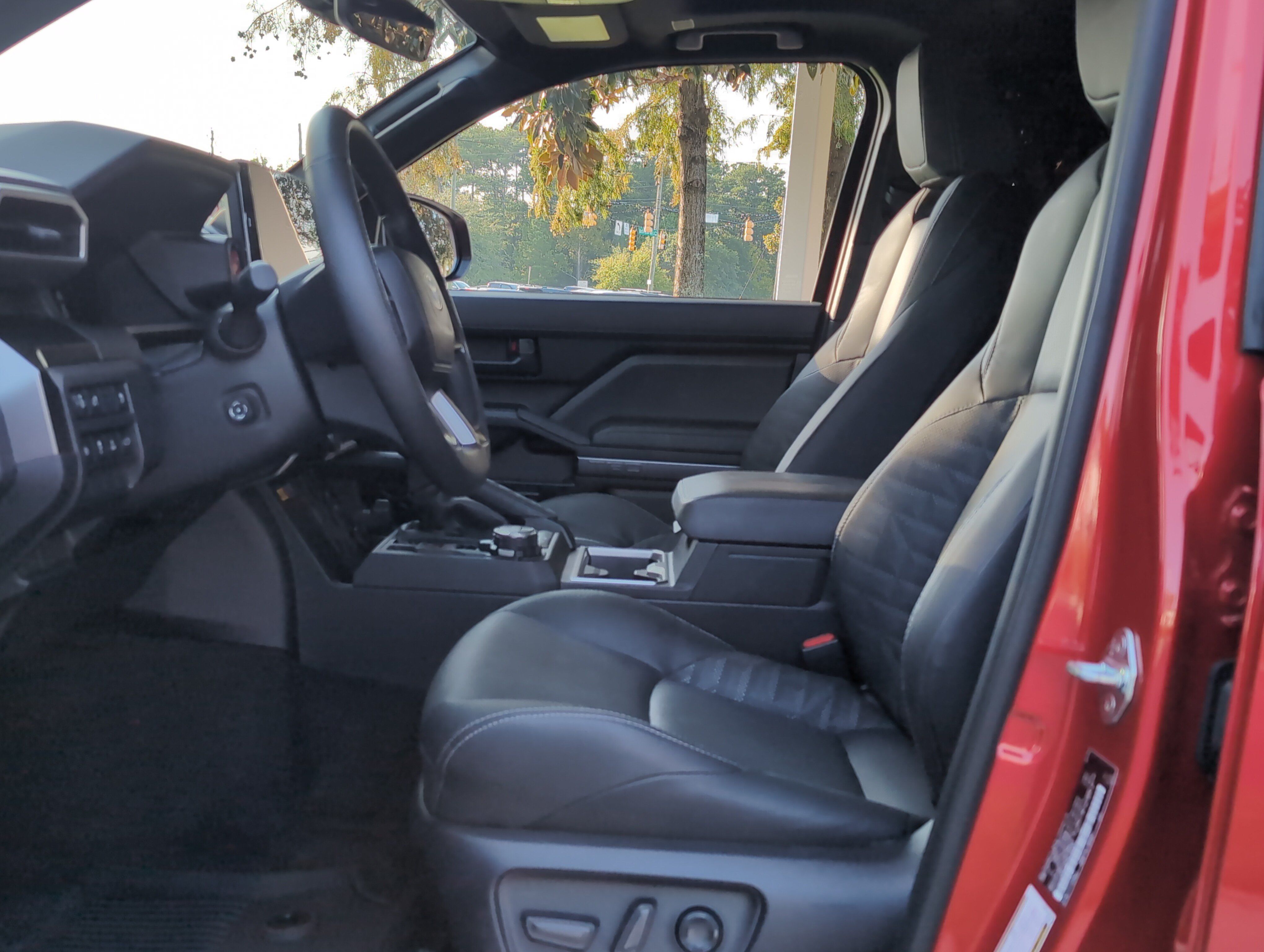 Certified 2026 Toyota 4Runner TRD Off-Road Premium AWD/4WD image 16