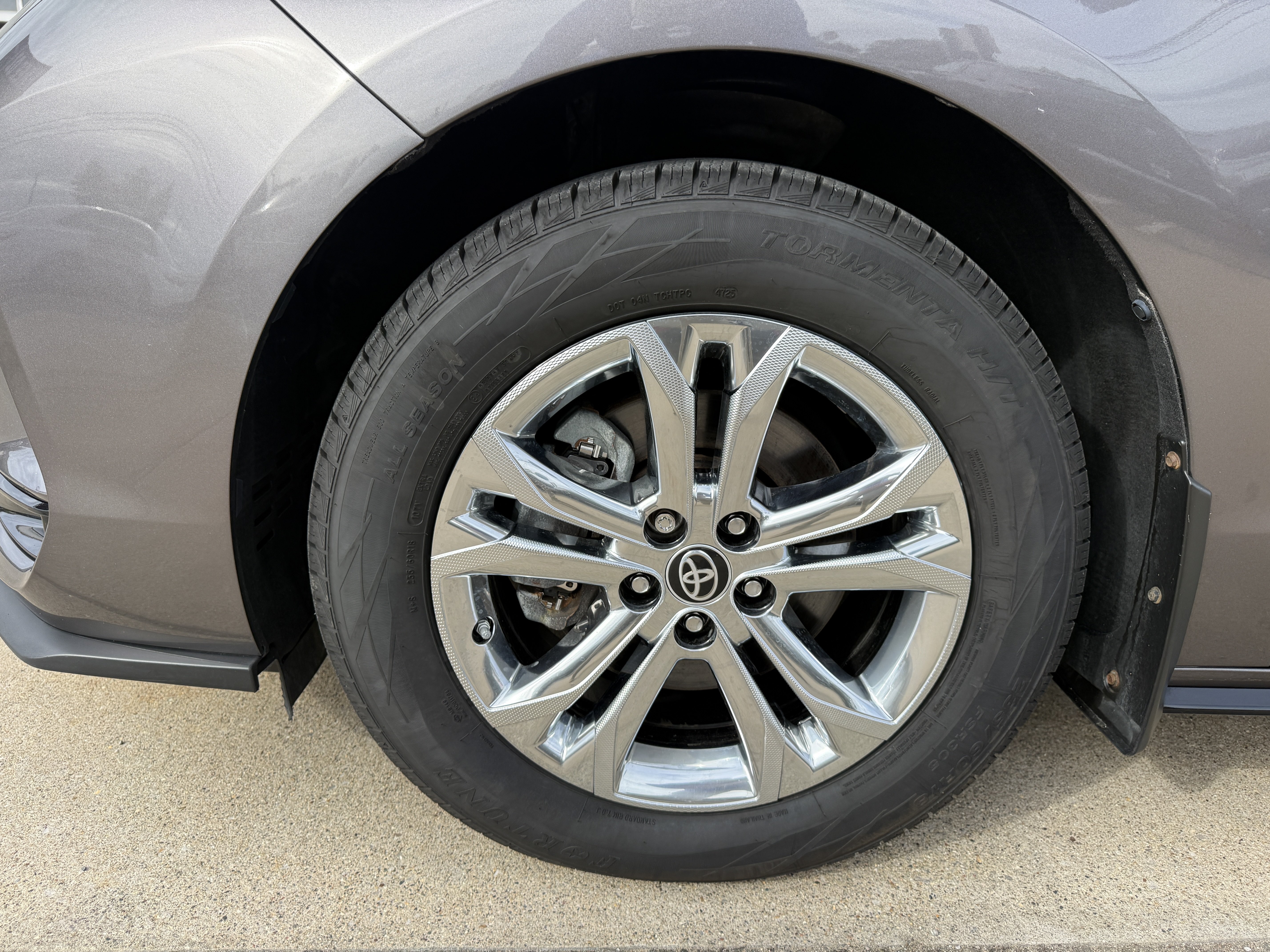Used 2022 Toyota Sienna XSE AWD/4WD image 30