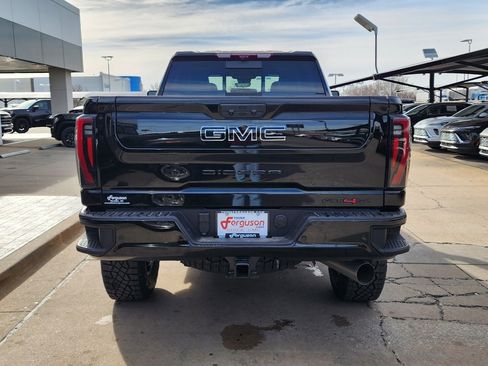 New 2026 GMC Sierra 2500 AT4X w/ LPO, Black Badging Package image 4