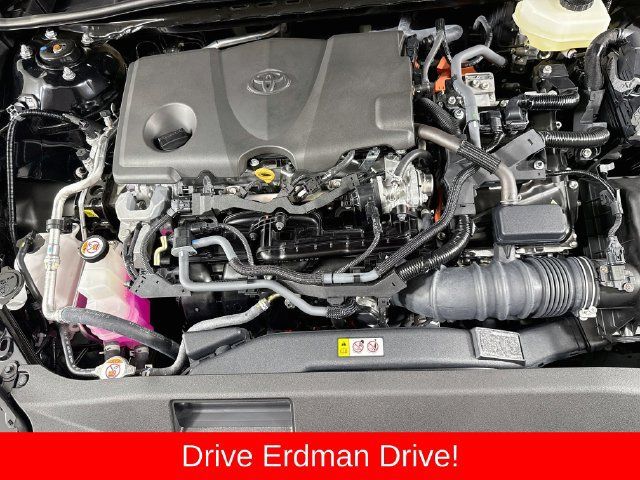 Used 2026 Toyota Camry SE FWD image 30