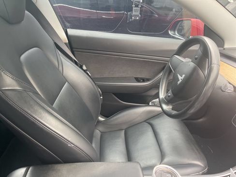 Used 2019 Tesla Model 3 Standard Range Plus RWD image 4