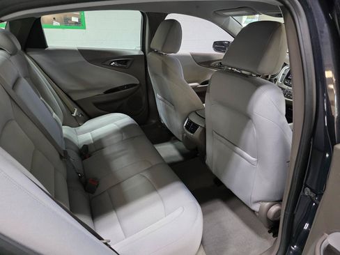 Used 2022 Chevrolet Malibu LT FWD image 22