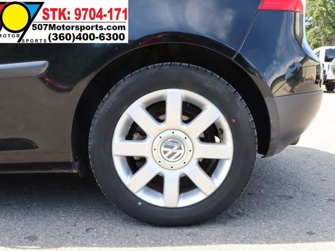 Used 2007 Volkswagen Rabbit 2-Door FWD image 23