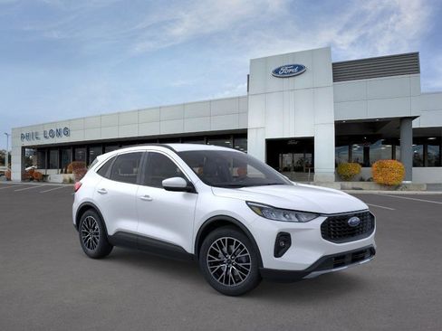 New 2026 Ford Escape SE FWD image 7