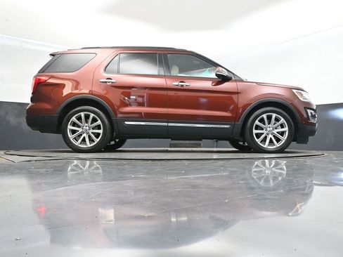 Used 2016 Ford Explorer Limited w/ Equipment Group 301A image 44