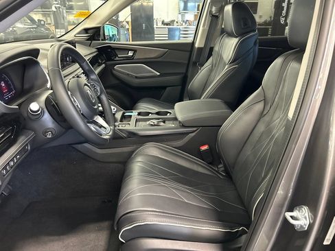 Certified 2026 Acura MDX w/ Advance Package AWD/4WD image 8