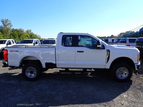 New 2026 Ford F350 XL w/ XL Chrome Package image 7