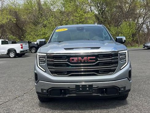 Used 2026 GMC Sierra 1500 SLT AWD/4WD image 2