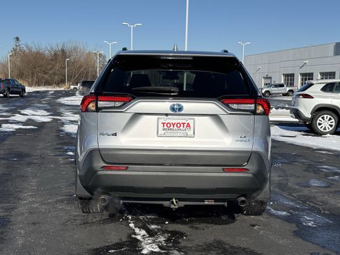 Certified 2024 Toyota RAV4 LE image 7