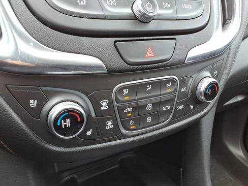 Used 2019 Chevrolet Equinox Premier image 21