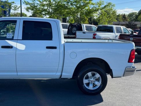 Used 2023 RAM 1500 Classic SLT w/ Electronics Group AWD/4WD image 5