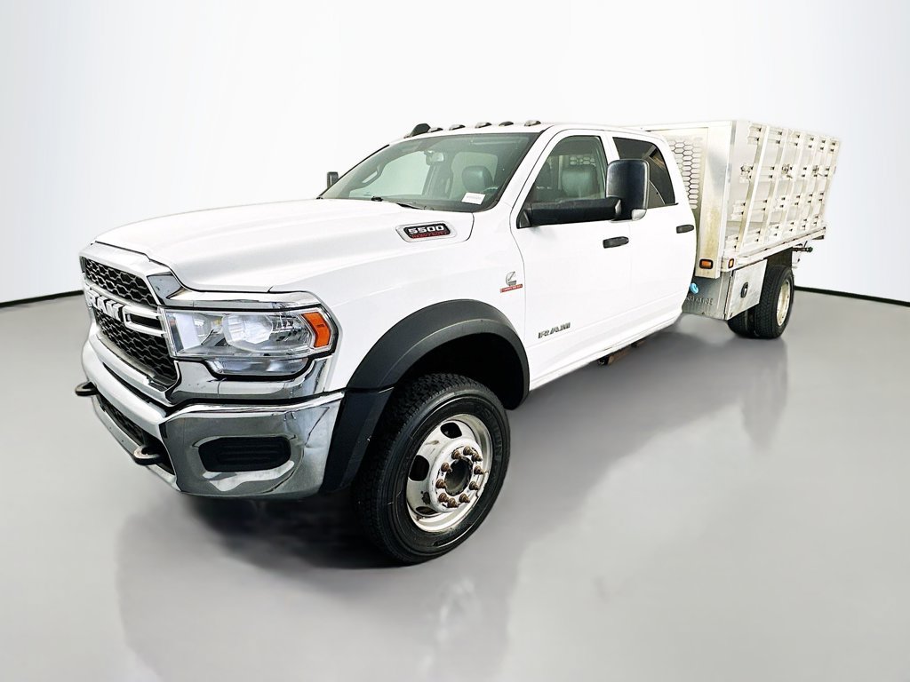 Used 2021 RAM 5500 Tradesman w/ Chrome Appearance Group AWD/4WD image 3
