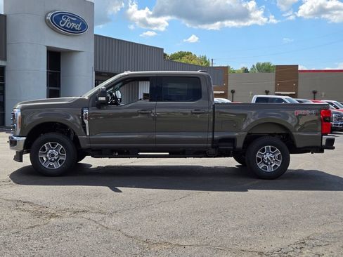 New 2026 Ford F250 Lariat w/ Lariat Premium Package AWD/4WD image 3