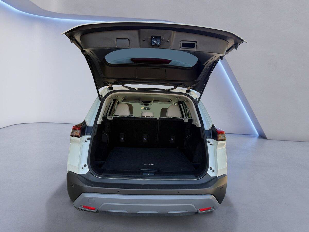 Used 2023 Nissan Rogue SV FWD image 19