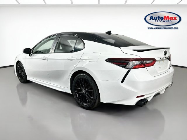 Used 2024 Toyota Camry SE w/ Cold Weather Package AWD/4WD image 6