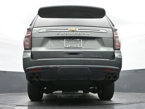 Used 2023 Chevrolet Suburban Premier AWD/4WD image 31