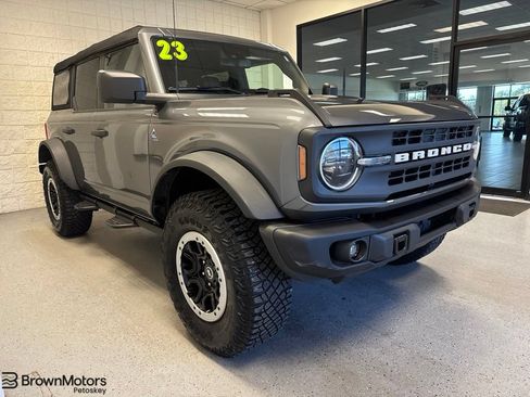 Used 2023 Ford Bronco Black Diamond w/ Sasquatch Package AWD/4WD image 1