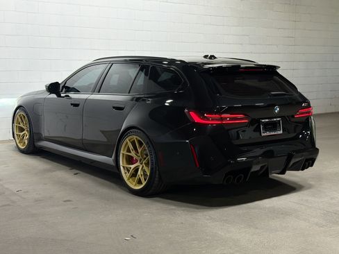 Used 2026 BMW M5 Touring w/ M Driver's Package image 3