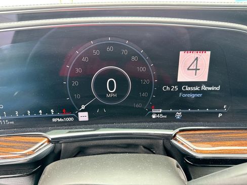 Used 2021 Cadillac Escalade Premium Luxury w/ Driver Assist Tech Package AWD/4WD image 15