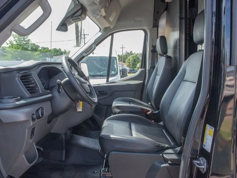 Used 2023 Ford Transit 250 148 High Roof Extended w/ Load Area Protection Package RWD image 5