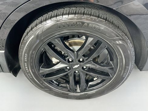Used 2020 Chevrolet Equinox LT w/ Midnight Edition FWD image 30