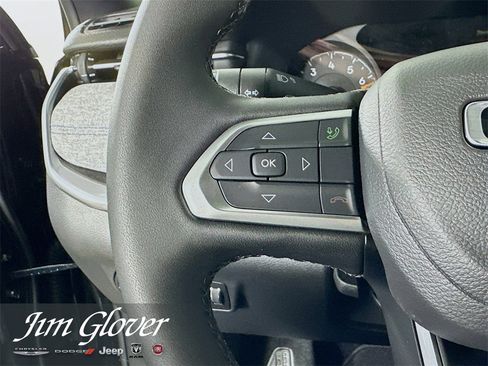 New 2026 Jeep Compass Latitude image 27