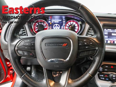 Used 2023 Dodge Challenger SXT image 10