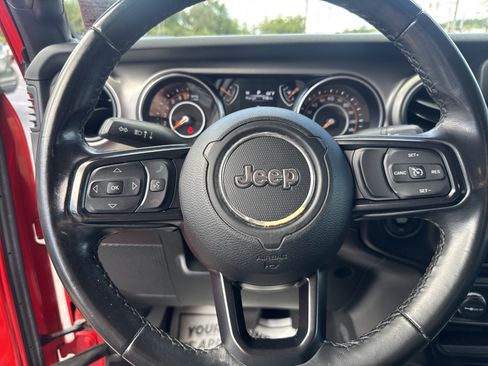 Used 2020 Jeep Gladiator Sport w/ Quick Order Package 24S AWD/4WD image 17