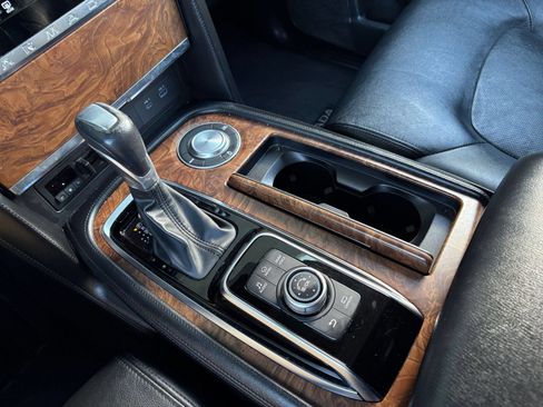 Used 2024 Nissan Armada SL RWD image 45
