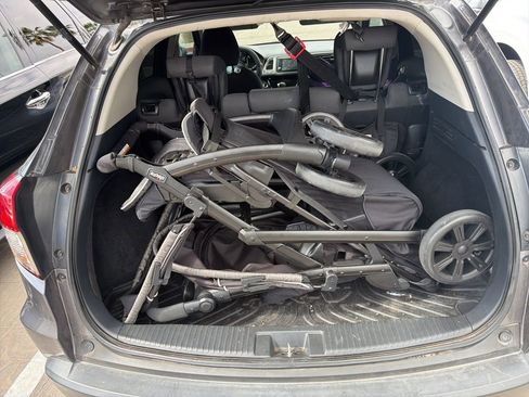 Used 2022 Honda HR-V EX image 10