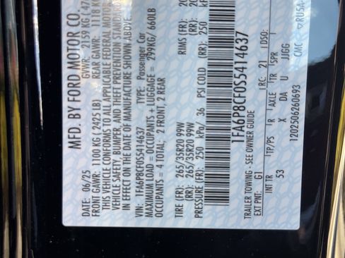 Used 2025 Ford Mustang GT Premium image 36