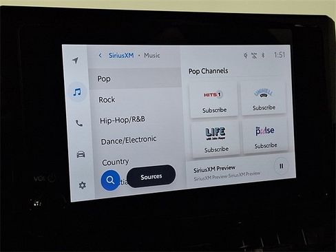 Used 2024 Toyota Corolla Cross LE image 3