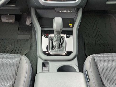 Used 2025 Subaru Forester Premium AWD/4WD image 14