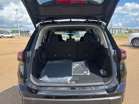 New 2026 Nissan Rogue SV image 20