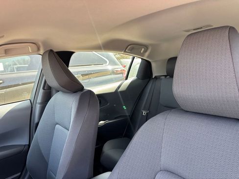 New 2026 Toyota Prius LE image 12