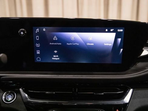 Used 2025 Buick Envista Sport Touring w/ Convenience I Package FWD image 21