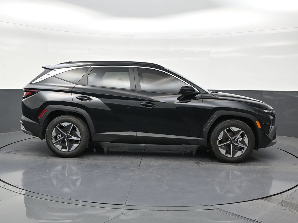 Used 2026 Hyundai Tucson SEL Plus FWD image 6