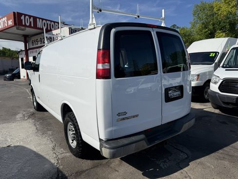 Used 2019 Chevrolet Express 2500 w/ Driver Convenience Package RWD image 6